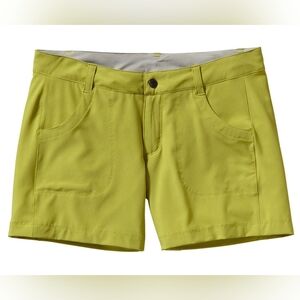 Patagonia W's Happy Hike Green Gorpcore Granola Girl Outdoor Shorts Size 6
